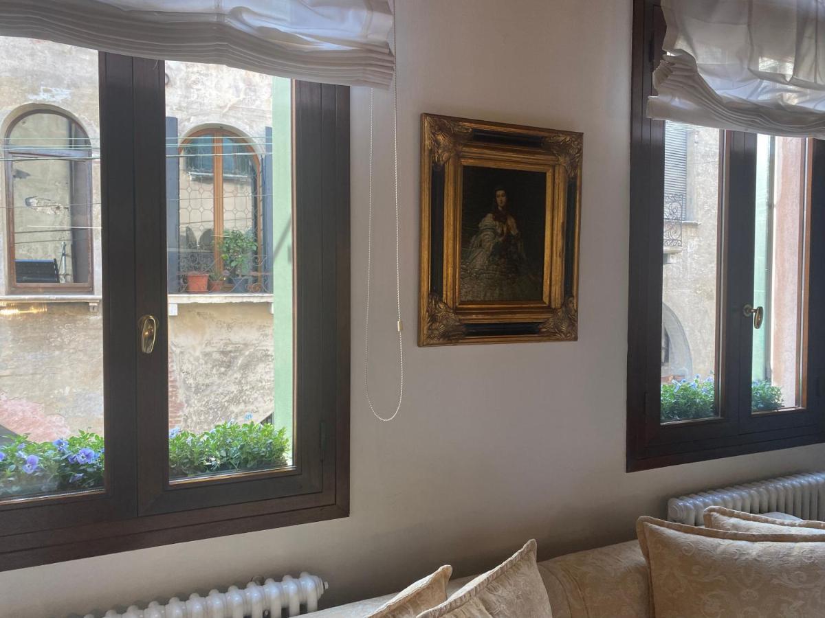 Santa Caterina: Charming Apartment Treviso Eksteriør billede